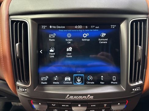 Used 2018 Maserati Levante GranLusso AWD/4WD image 16