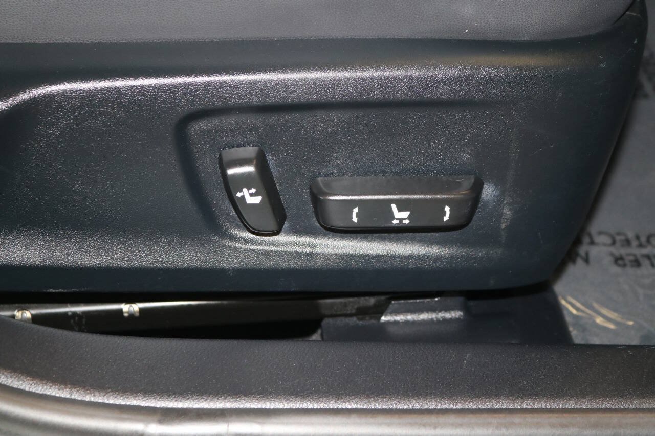 Used 2016 Lexus IS 200t w/ Navigation System Package RWD image 64