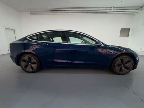 Used 2018 Tesla Model 3 Long Range image 6
