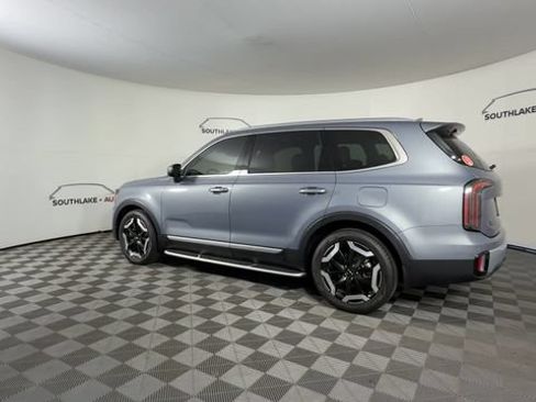Used 2024 Kia Telluride EX AWD/4WD image 7