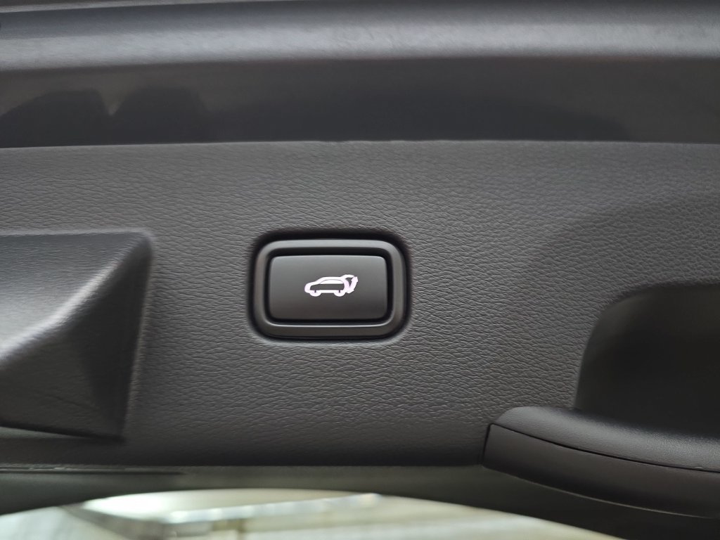 Used 2025 Kia Sportage SX Prestige AWD/4WD image 16