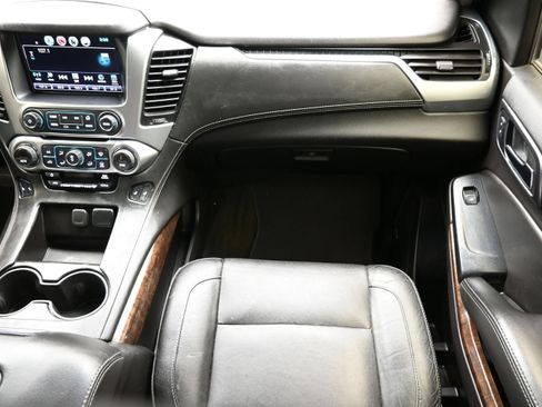 Used 2017 Chevrolet Tahoe LT AWD/4WD image 37