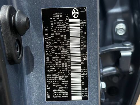 Used 2024 Toyota Corolla LE FWD image 30