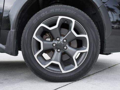 Used 2014 Subaru Crosstrek 2.0i Premium AWD/4WD image 10