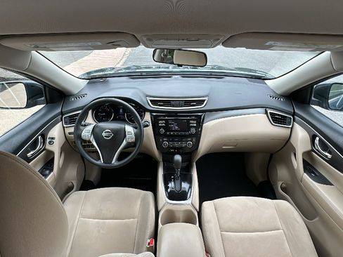 Used 2016 Nissan Rogue SV AWD/4WD image 27