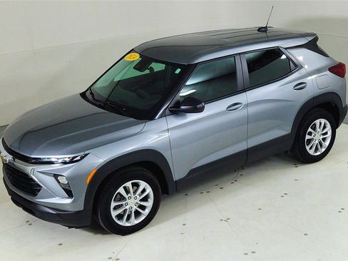 Used 2024 Chevrolet TrailBlazer LS image 15