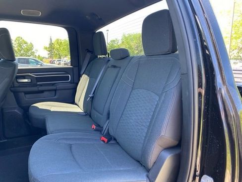 Used 2025 RAM 2500 Big Horn AWD/4WD image 3
