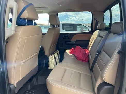 Used 2018 GMC Sierra 2500 Denali w/ Duramax Plus Package AWD/4WD image 7