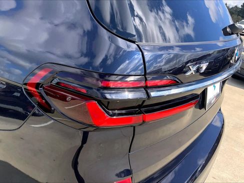 Used 2024 BMW X7 xDrive40i w/ Executive Package image 29