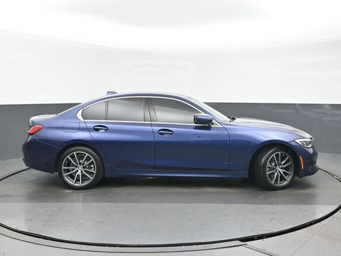 Used 2020 BMW 330i xDrive Sedan w/ Premium Package AWD/4WD image 2