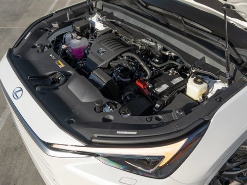 New 2026 Lexus TX 350 F SPORT Handling image 5