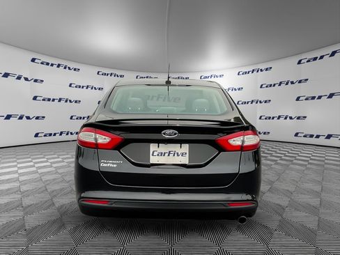Used 2016 Ford Fusion S w/ Equipment Group 101A FWD image 4