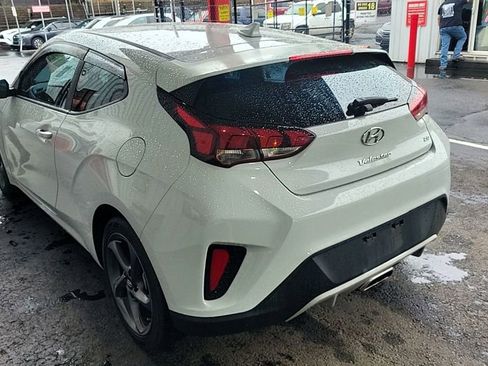 Used 2020 Hyundai Veloster 2.0 FWD image 4