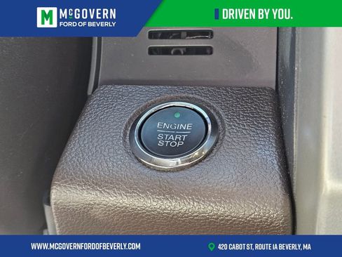 Used 2015 Ford F150 King Ranch w/ Equipment Group 601A Luxury AWD/4WD image 24