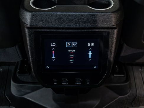 Used 2026 GMC Yukon AT4 Ultimate AWD/4WD image 24