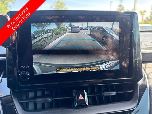 Used 2024 Toyota Corolla Cross LE FWD image 8