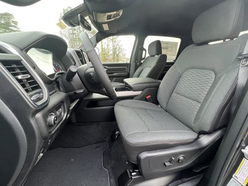 New 2026 RAM 1500 Big Horn AWD/4WD image 16