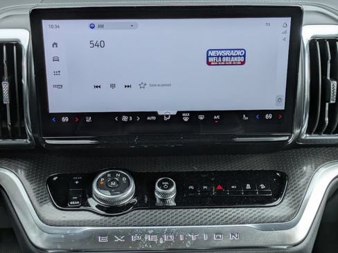 Certified 2026 Ford Expedition Max Platinum w/ Stealth Performance Package AWD/4WD image 18