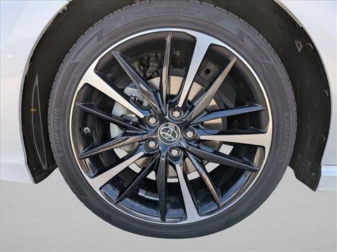 Used 2019 Toyota Camry XSE image 21