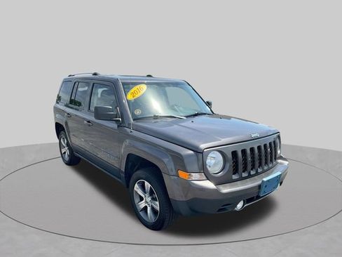 Used 2016 Jeep Patriot High Altitude AWD/4WD image 5
