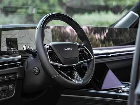 Used 2026 Cadillac Escalade V w/ LPO, Floor Liner Package image 41