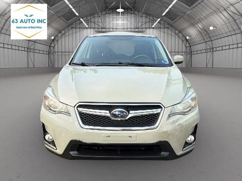 Used 2016 Subaru Crosstrek 2.0i Premium w/ Moonroof Package AWD/4WD image 2