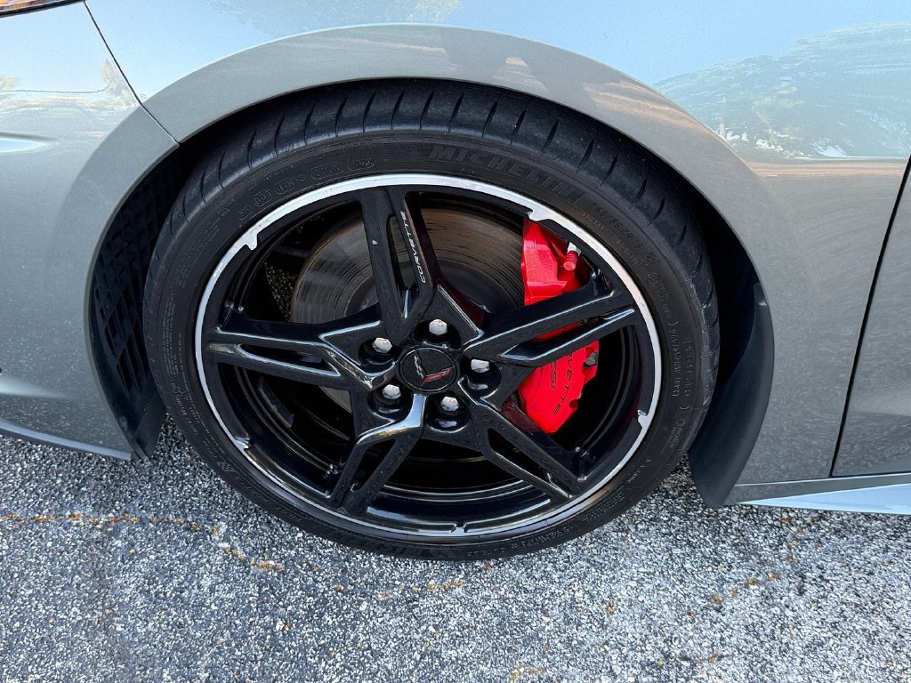 Used 2022 Chevrolet Corvette Stingray Premium Cpe w/ Z51 Performance Package RWD image 13