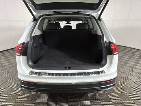 Used 2024 Volkswagen Tiguan Wolfsburg Edition AWD/4WD image 31