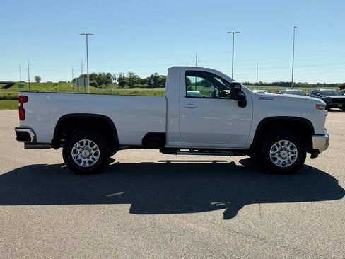 Used 2024 Chevrolet Silverado 3500 LT w/ Convenience Package AWD/4WD image 5