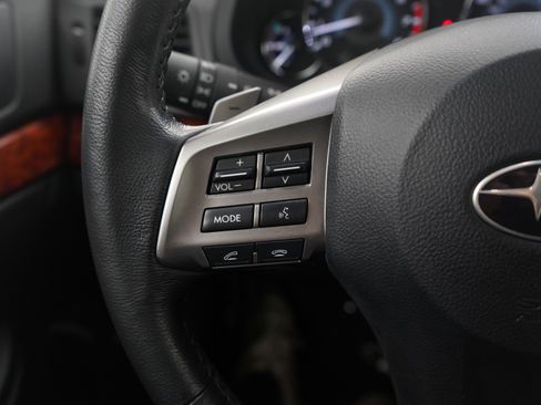 Used 2012 Subaru Outback 2.5i Limited w/ Moonroof Pkg image 25