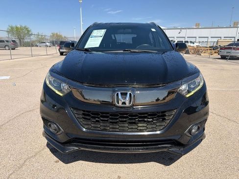 Used 2020 Honda HR-V Sport image 12