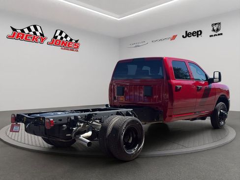 Used 2026 RAM 3500 Tradesman RWD image 9