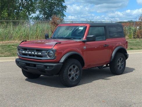 Used 2023 Ford Bronco Big Bend image 7