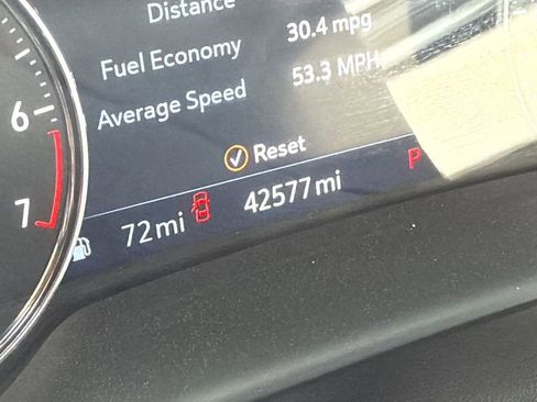 Used 2023 Buick Envision Avenir FWD image 23