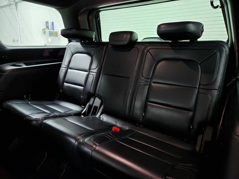 Used 2020 Lincoln Navigator Reserve image 26