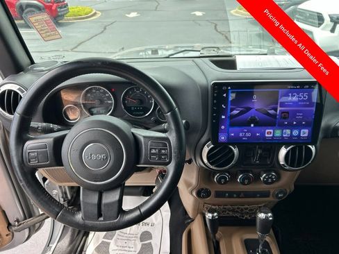 Used 2016 Jeep Wrangler Unlimited Sahara w/ Max Tow Package AWD/4WD image 6