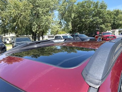 Used 2019 Subaru Outback 2.5i Limited AWD/4WD image 11