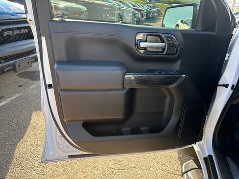 Used 2021 Chevrolet Silverado 1500 LTZ AWD/4WD image 7