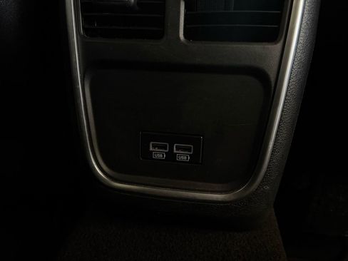 Used 2019 Dodge Charger SXT RWD image 33