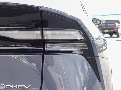 New 2026 Toyota Prius Plug-In Hybrid image 7