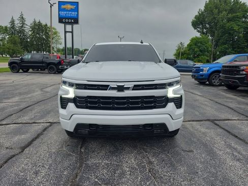 Used 2022 Chevrolet Silverado 1500 RST w/ Z71 Off-Road Package AWD/4WD image 2