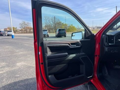Used 2023 Chevrolet Silverado 1500 LT w/ Protection Package AWD/4WD image 12
