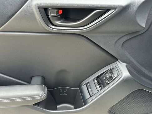 Used 2025 Toyota GR86 Premium RWD image 19