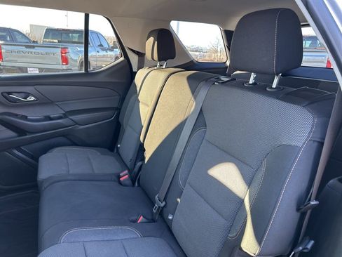 Used 2020 Chevrolet Traverse LT image 42