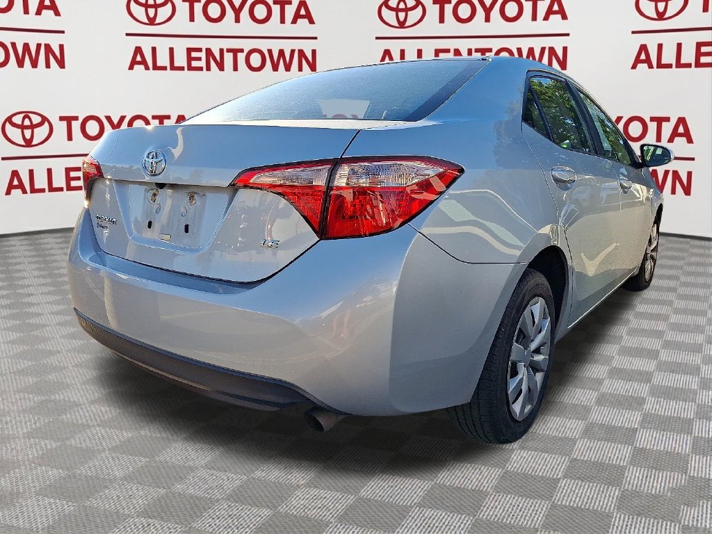 Used 2019 Toyota Corolla LE FWD image 7