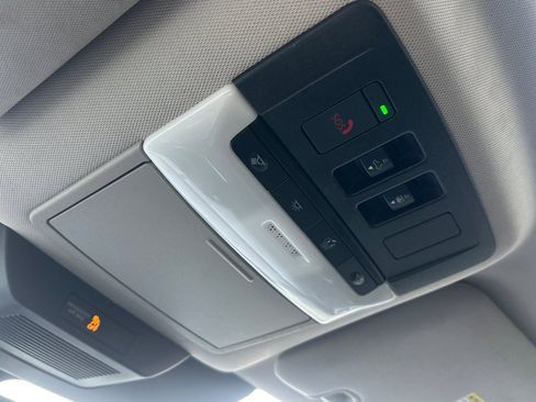 Used 2023 Nissan Pathfinder Platinum image 26