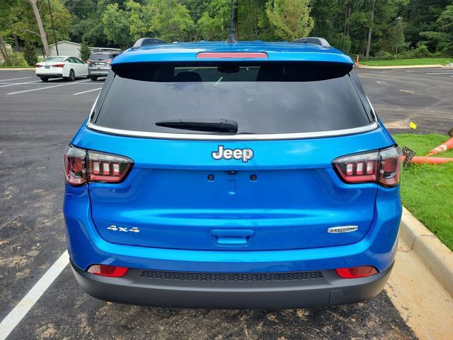 Used 2024 Jeep Compass Latitude AWD/4WD image 6