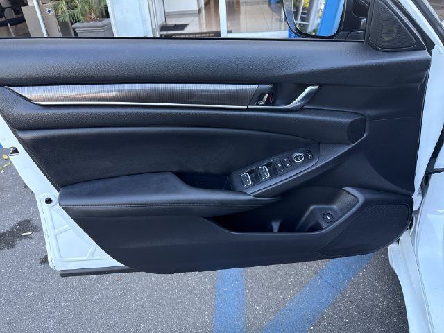 Used 2022 Honda Accord Sport Special Edition image 10