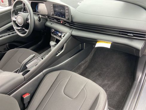 Used 2026 Hyundai Elantra Sport FWD image 23