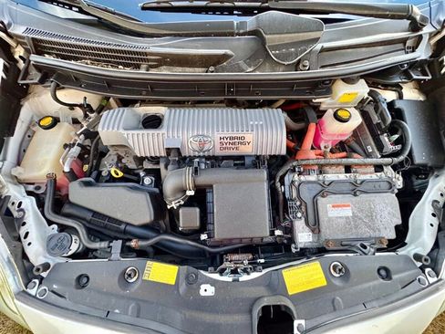 Used 2012 Toyota Prius Four FWD image 29